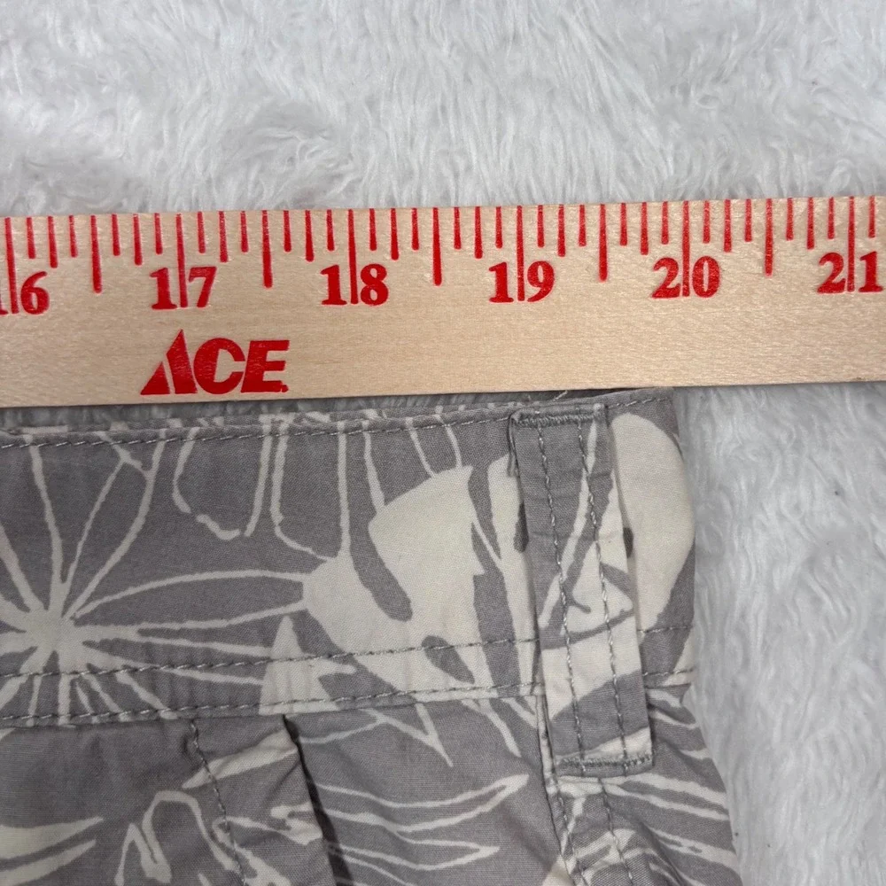 Columbia‎ Shorts Mens 40 Gray White Tropical Washed Out King Palms Chinos Hawaii